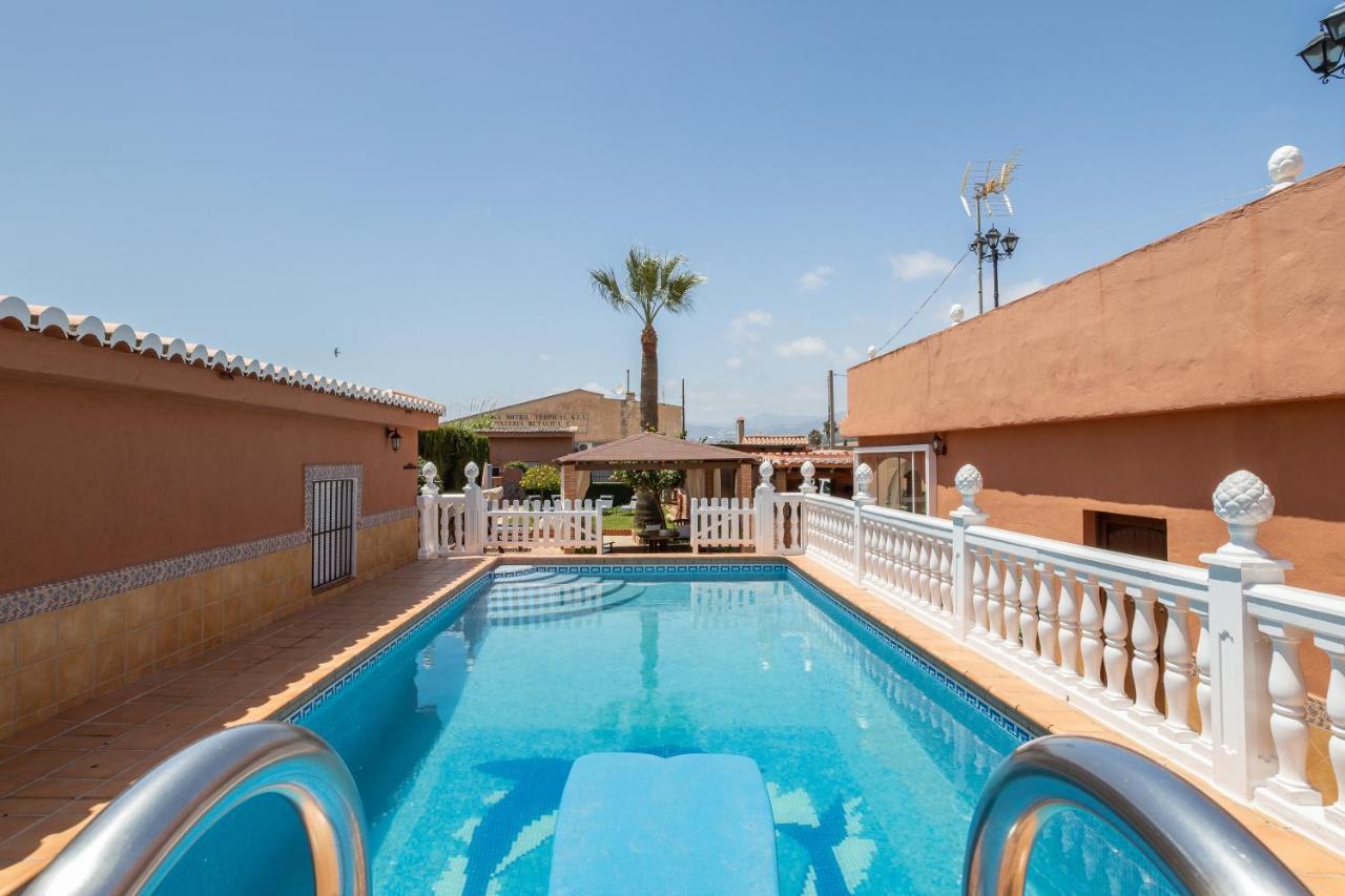 Villa Torres Мотрил Екстериор снимка